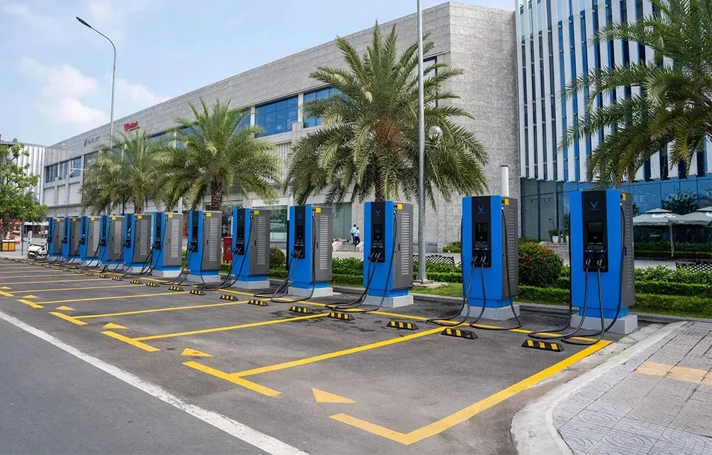 VinFast founder launches EV charging operator V-Green - Charged EVs