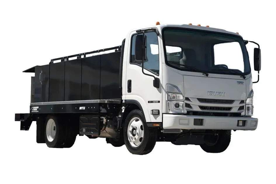 Thunder Creek Expands Range with Isuzu NRR Chassis for Fuel and Service Solutions