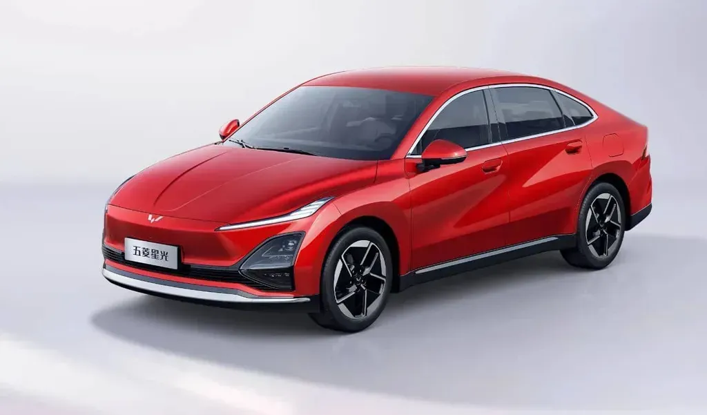 Wuling Starlight EV Sedan Pre-Sale Begins at 15,100 USD