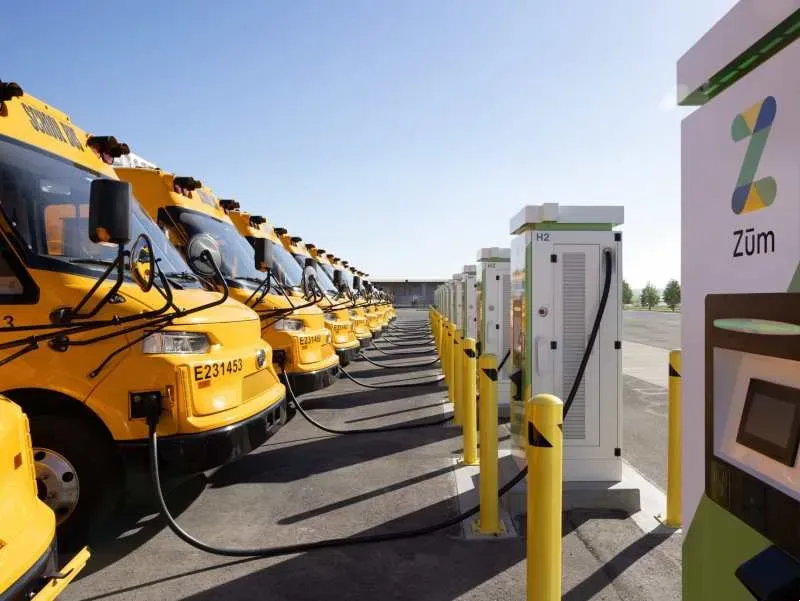 California school district adopts 100% electric bus fleet with VPP capabilities