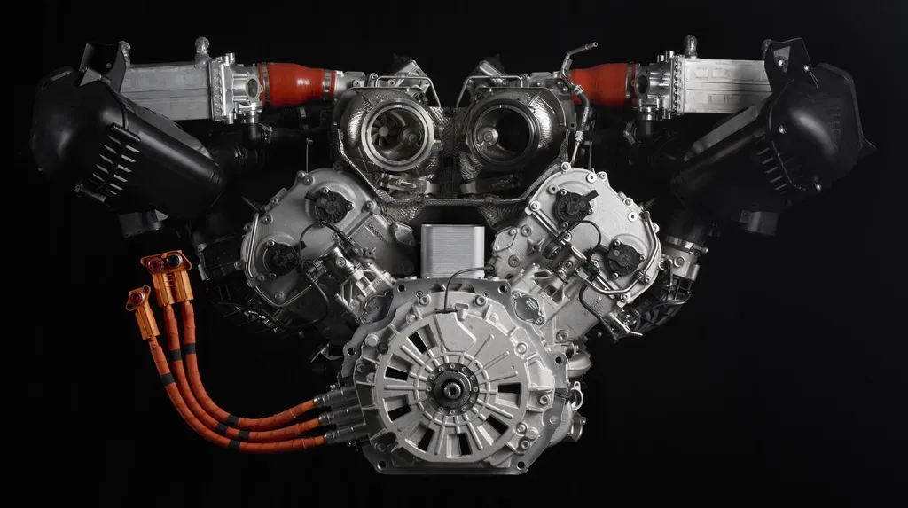 Lamborghini unveils new flat-plane crank V8