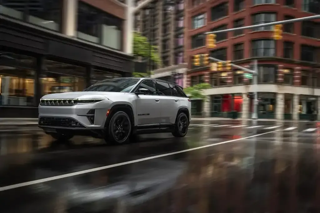 Jeep Unveils Wagoneer S Electric SUV for Australian Market in 2025