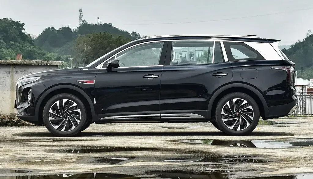 Hongqi HS7 PHEV Pre-sales Begin July 11