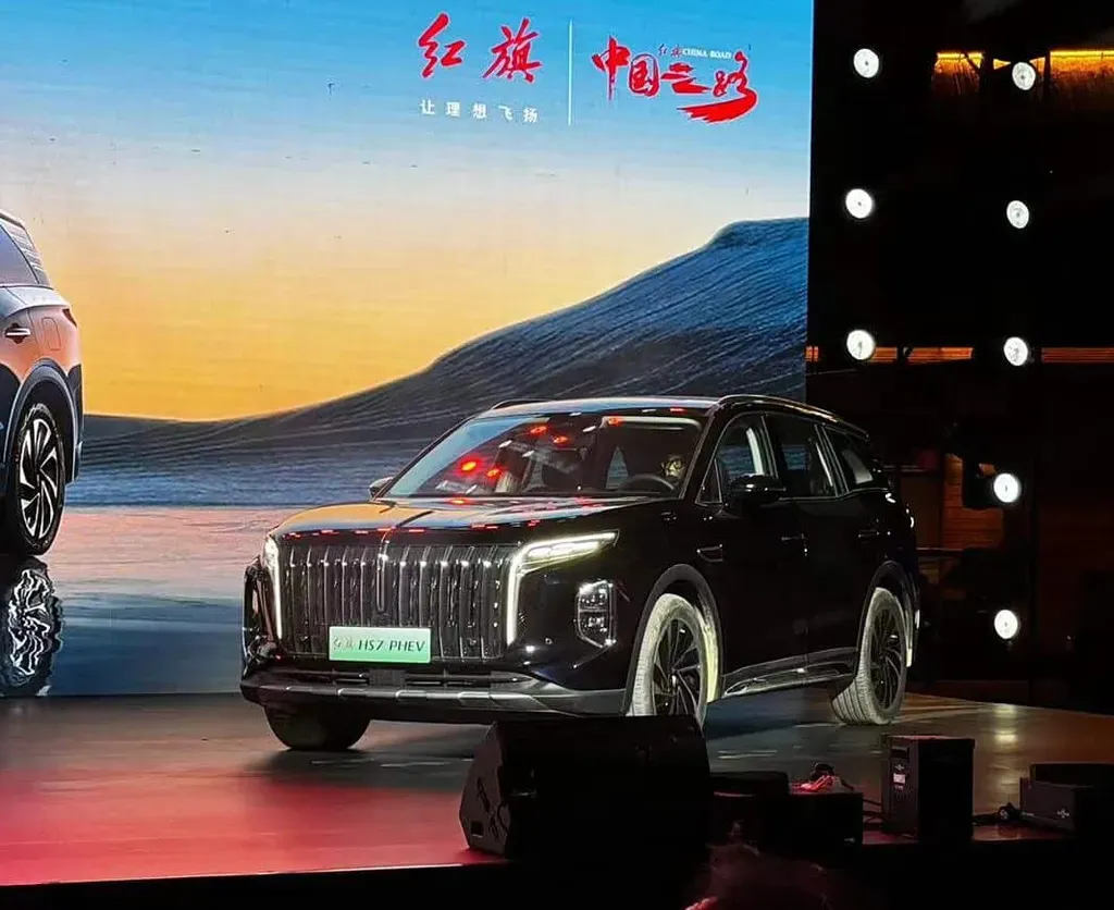Hongqi HS7 PHEV Pre-sales Commenced with Extended Range