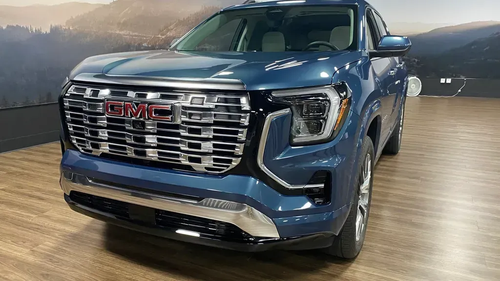 GMC Unveils Redesigned Terrain with New Elevation Trim