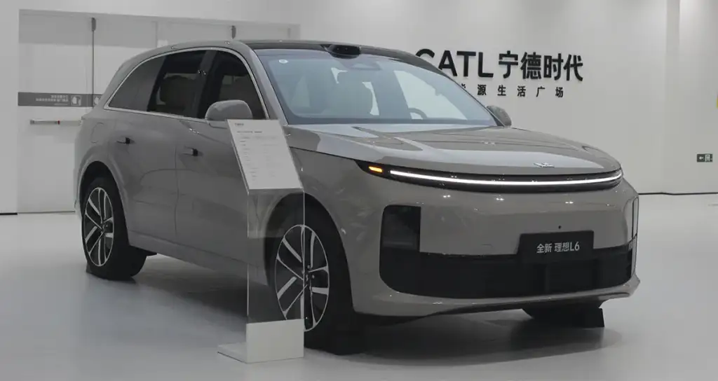 Li Auto Achieves 100,000 Deliveries for Li L6 Model