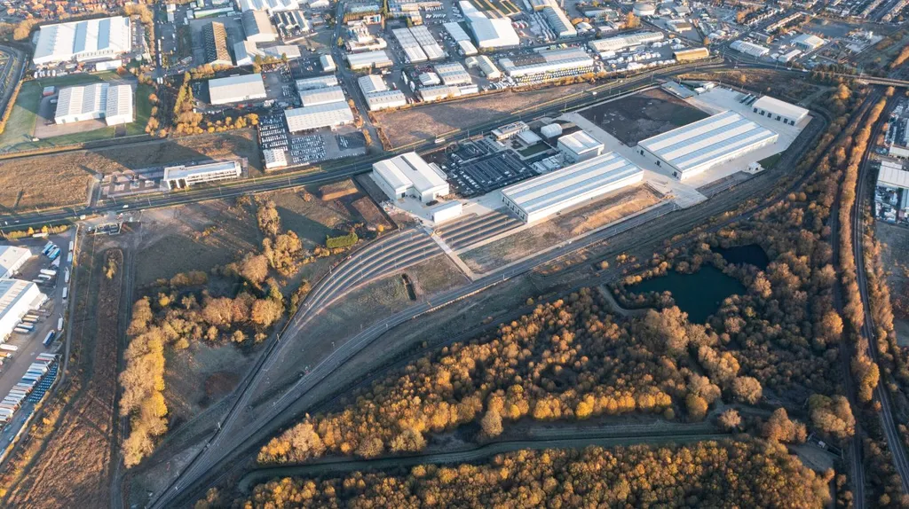 Siemens Opens £200m Rail Manufacturing Facility in Goole