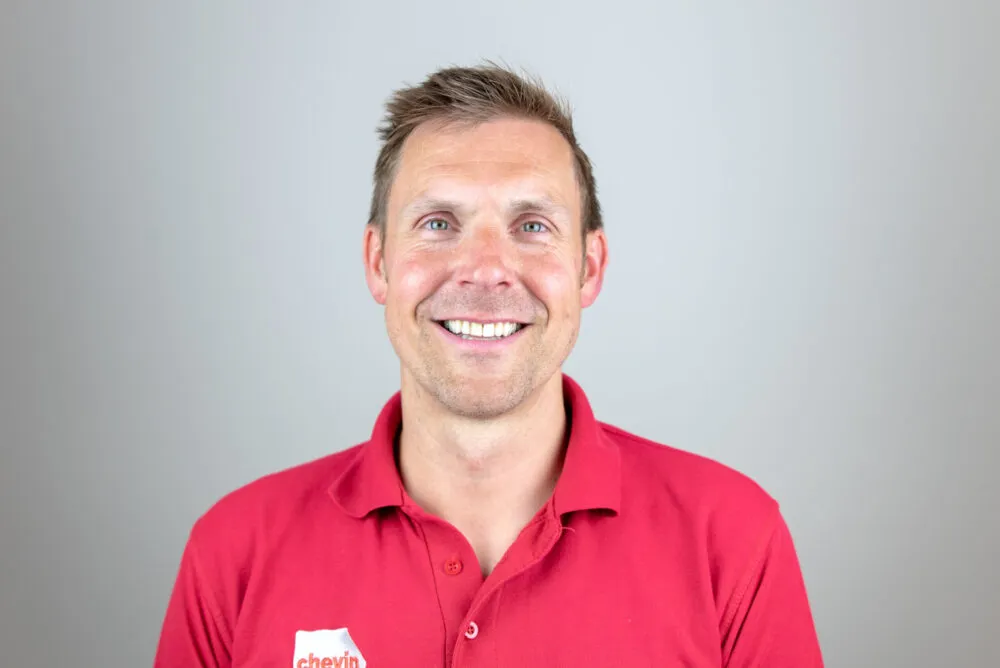 Stephen de Launay Marks 30 Years with Chevin