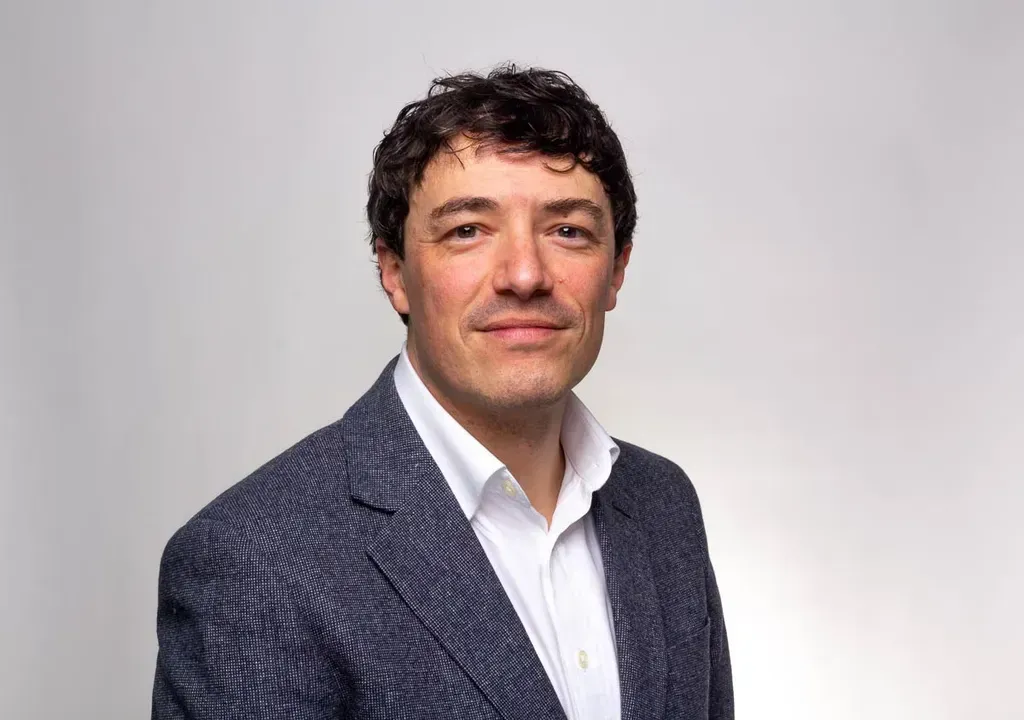 ABAX UK Appoints Joe Medina-Browne as Commercial Director