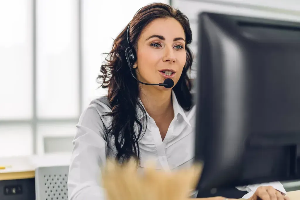 JabbaTalk: Client Experiences with Telecom Services