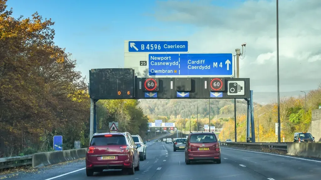 Welsh road collisions fall by up to 28% after 20mph rollout