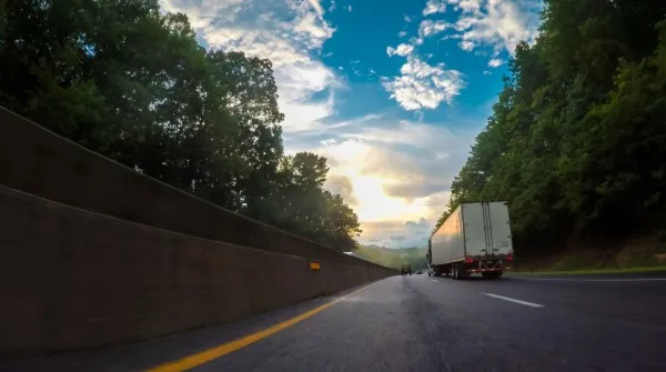 Impact of Dashcams on Fleet Safety and Performance