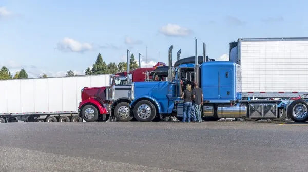Strategies to Enhance Driver Experience in the Trucking Industry