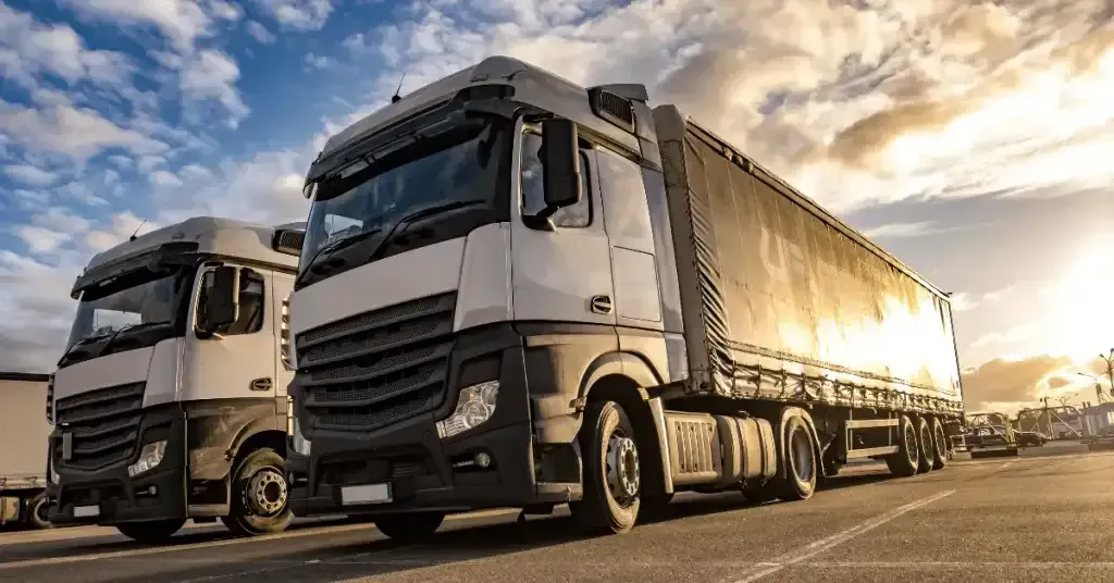 Selecting an Automotive GPS Tracking System for 2024