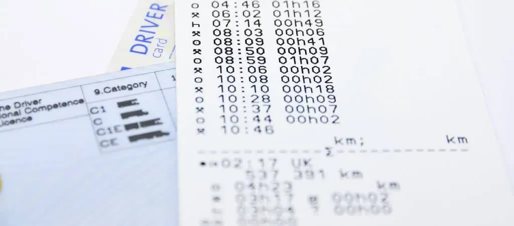Comparative Analysis of Digital and Analog Tachographs