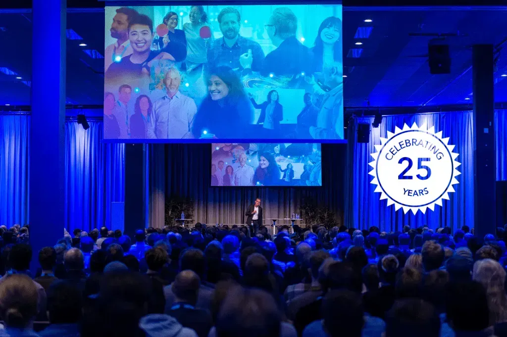 WirelessCar Celebrates 25 Years of Connected Vehicle Services