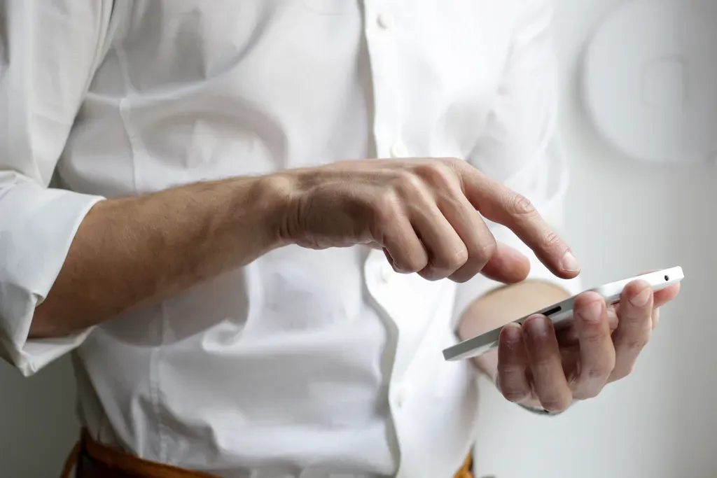 WhereSafe updates GPS tracking app with self-activation and account features