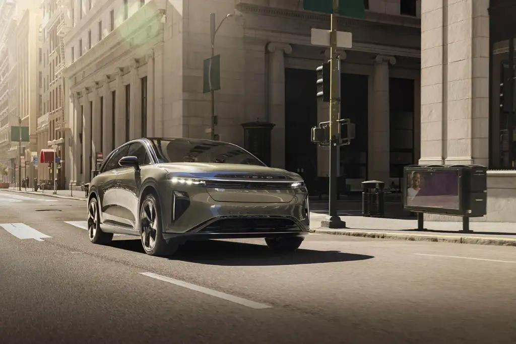 Lucid Gravity SUV Pricing and Production Timeline Announced