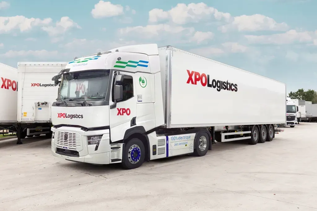 XPO Logistics Orders 165 Electric Trucks from Renault