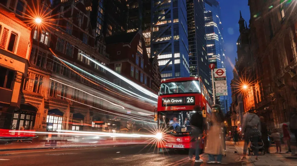 UK extends £3 bus fare cap and commits more than £1bn to services