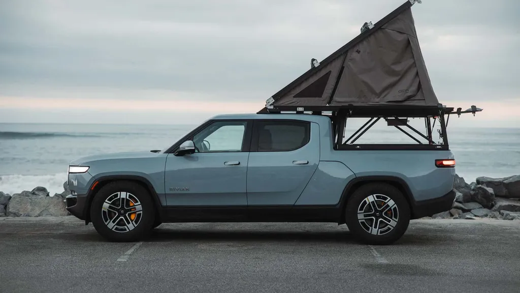 GoFastCampers Launches Platform Camper for Rivian R1T
