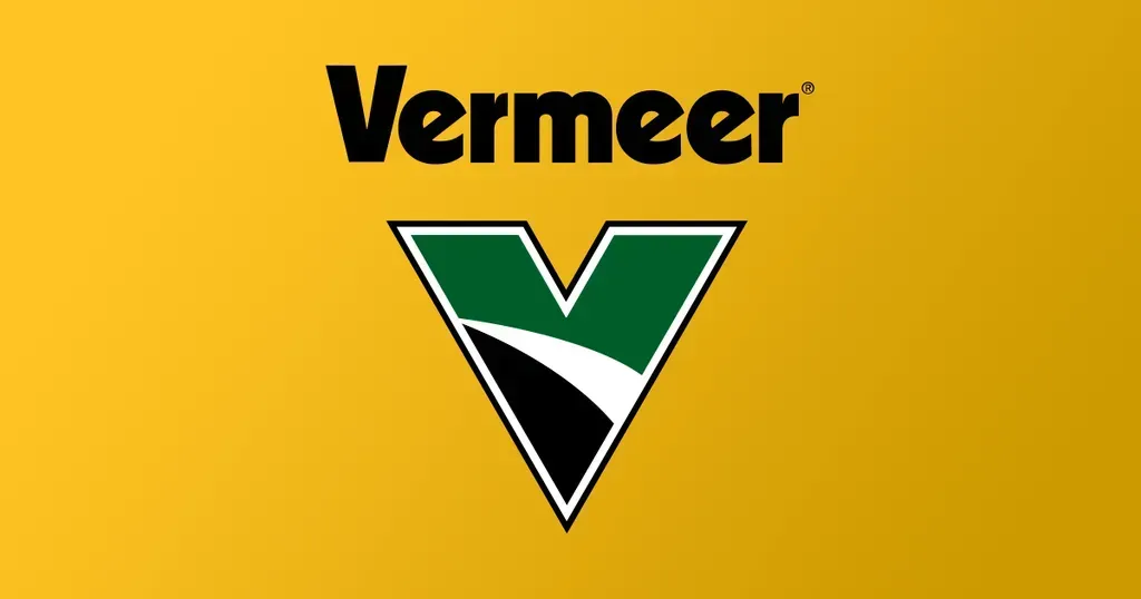 Vermeer Installs Logo Decal on Plant 7 Roof Extension
