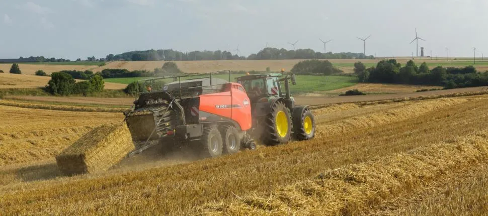 Kuhn SB 1290 iD Demonstrates Enhanced Baler Performance