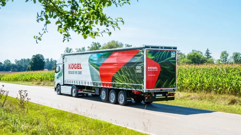 Kögel France Debuts Kögel Cargo at Technotrans Event