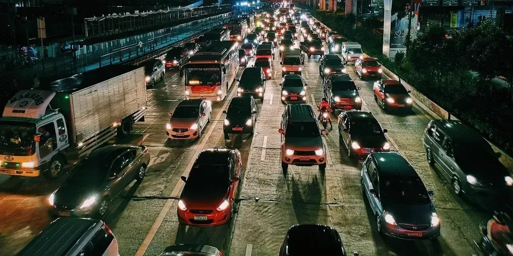 Overview of KATSANA GPS Tracking System for Vehicle Safety