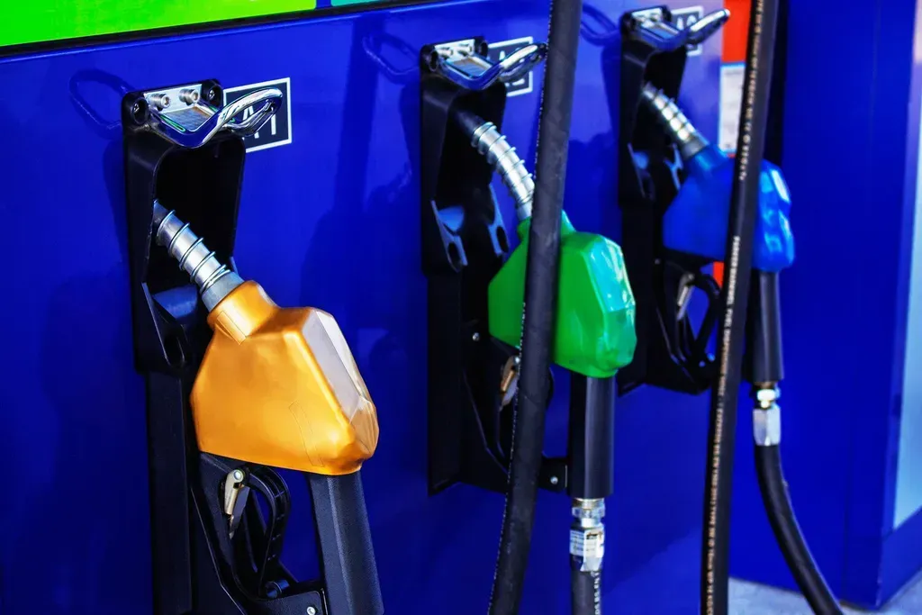 The Benefits of Fuel Tax Reporting Services for Fleets