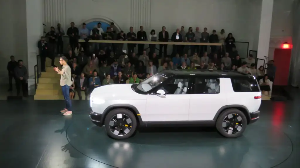 Rivian Partners with LG for R2 Battery Production in Arizona