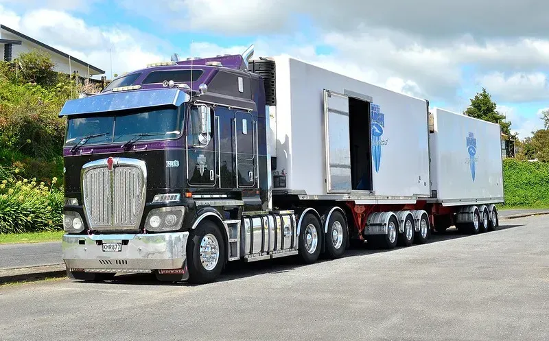 Overview of GPS Fleet Tracking Companies and Benefits