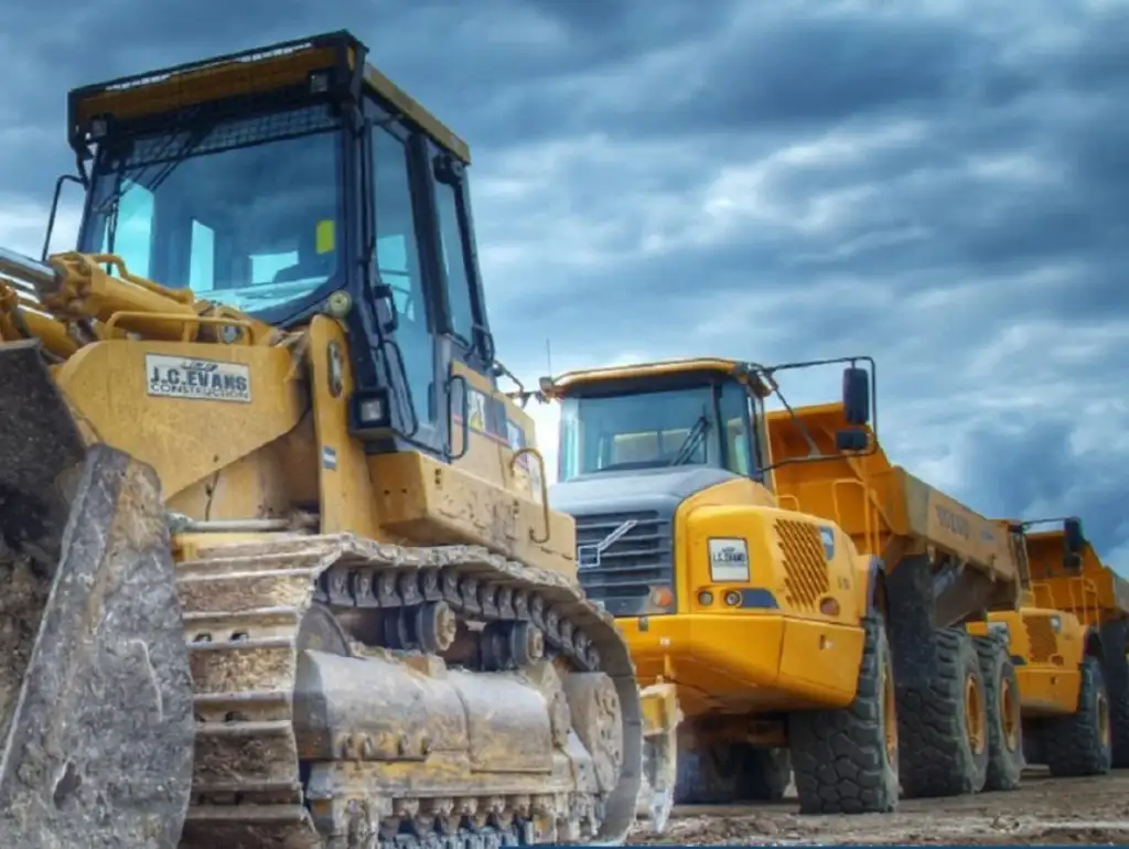 Business Benefits of GPS Asset Tracking in Construction