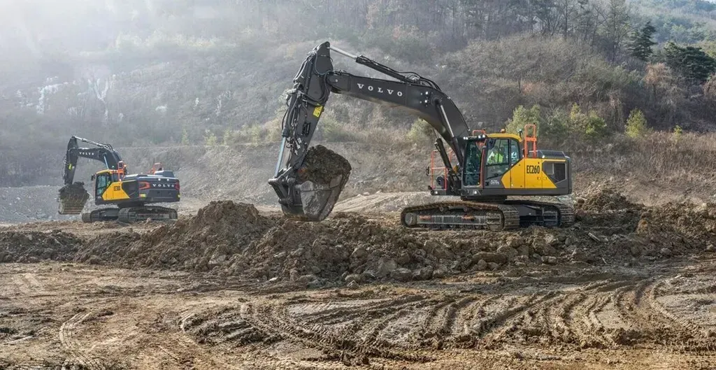 Volvo CE Launches Three New Mid-Size Excavator Models