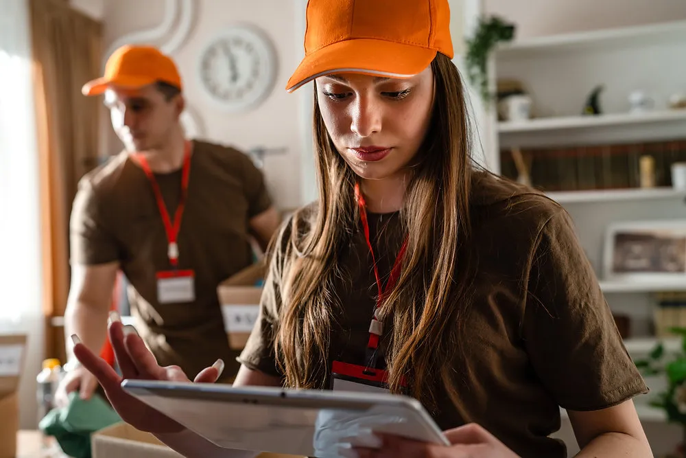 The Role of Electronic Logging Devices in Fleet Compliance