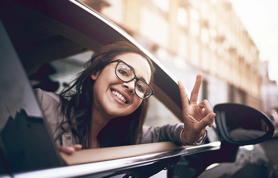 Key Women’s Safety Features for Corporate Transport Services