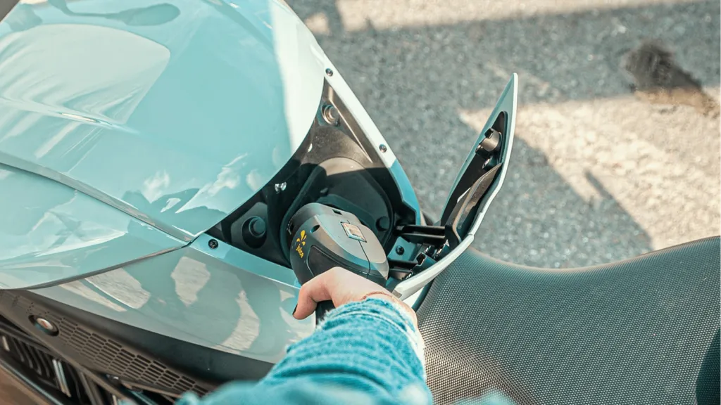 Eco5 Lite+ GPS Tracker for Electric Vehicle Fleets