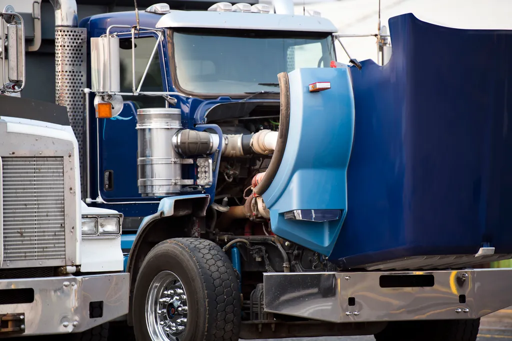 Heavy-duty truck parts and labour costs fall for second quarter