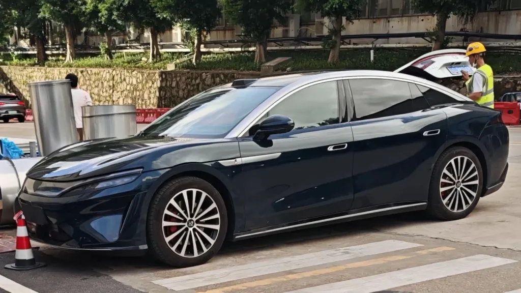 BYD Da Han revealed with 102.3 kWh LFP battery and 1,008 km range
