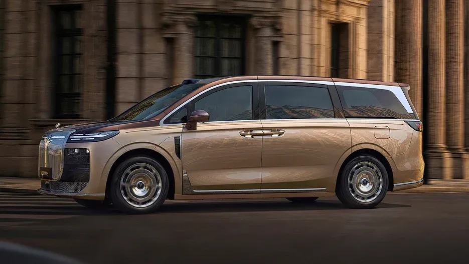 Voyah Dream 9 flagship MPV to launch in China with 701 km range