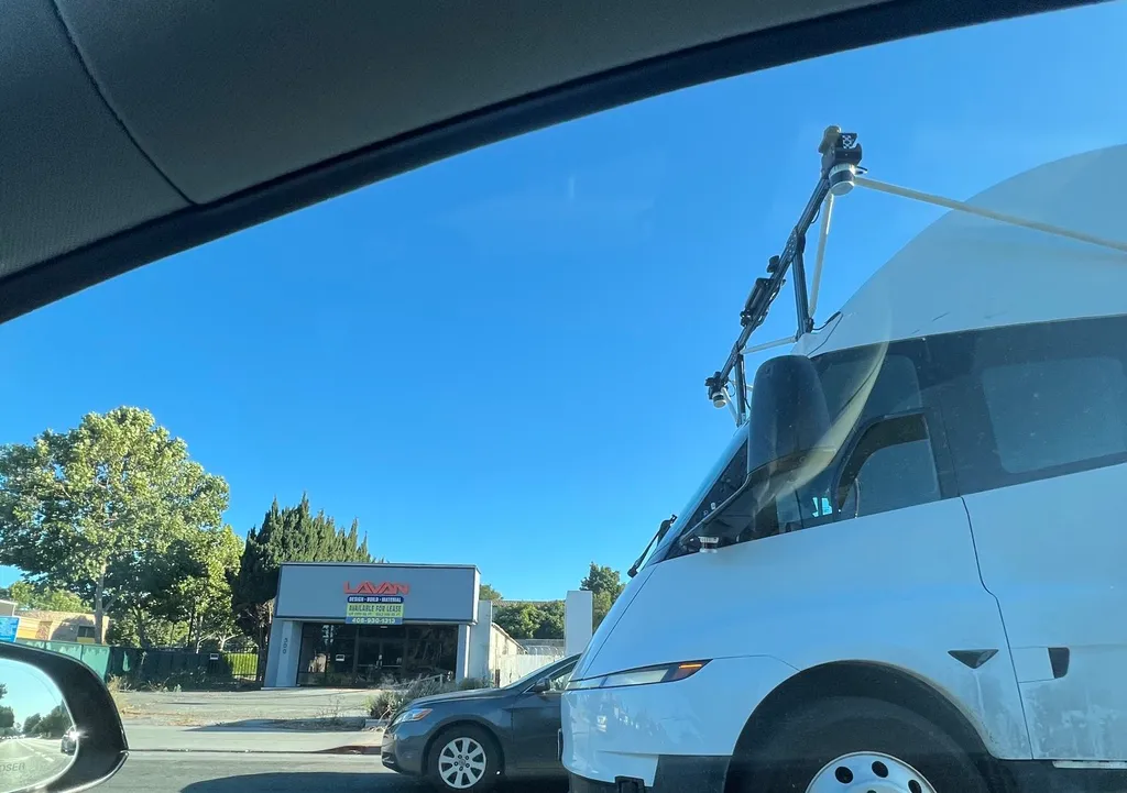 Tesla Semi spotted undergoing autonomous-driving validation in California