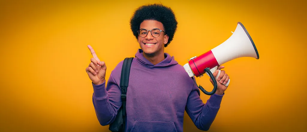 Integrated customer notification solutions for distributors