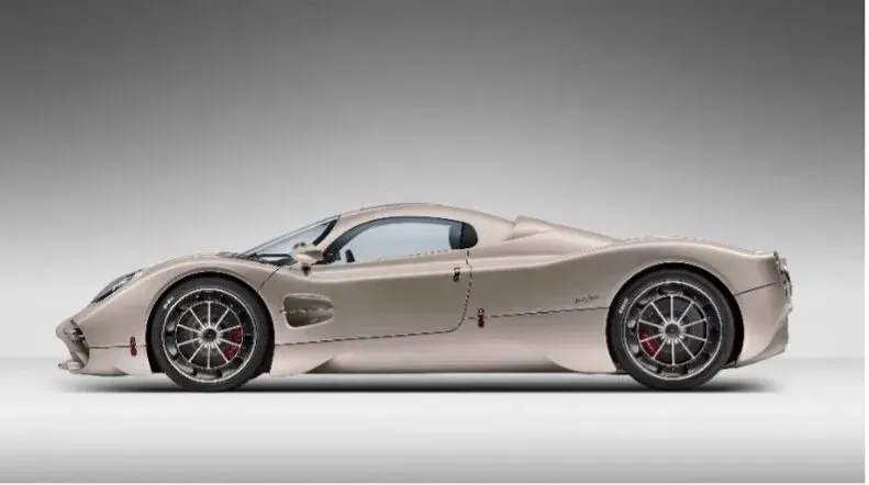 Conflux Supplies Heat Exchanger for Pagani Utopia Transmission