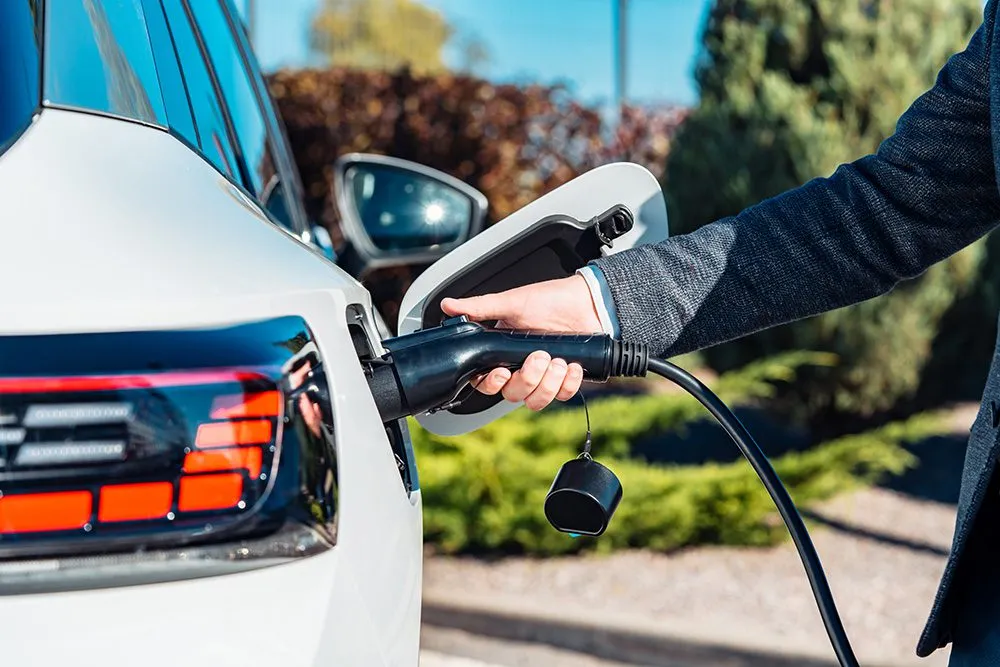 ChargeLab and ChargerHelp partner to improve EV uptime