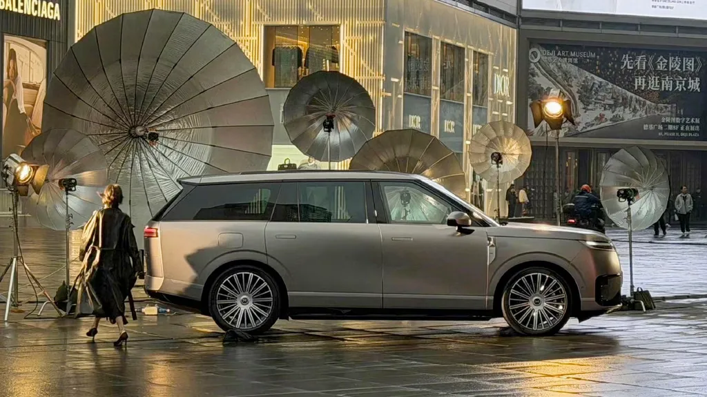 Xpeng reveals flagship GX SUV interior ahead of 15 April launch