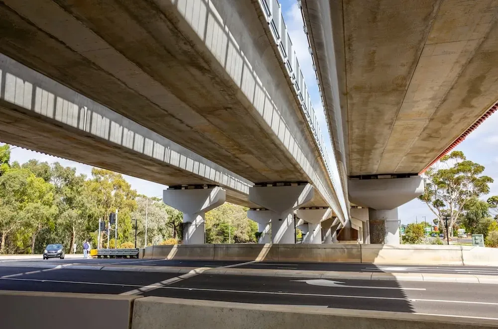 Watsons Road bridge opens; 88th level crossing removed