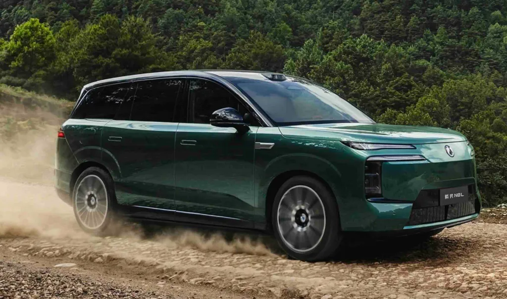 Denza N8 filing reveals 890kW electric SUV and ultra-fast charging