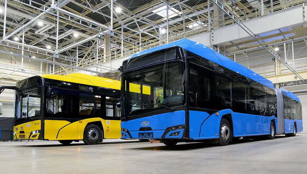 Cagliari adds three hydrogen buses to electrified fleet