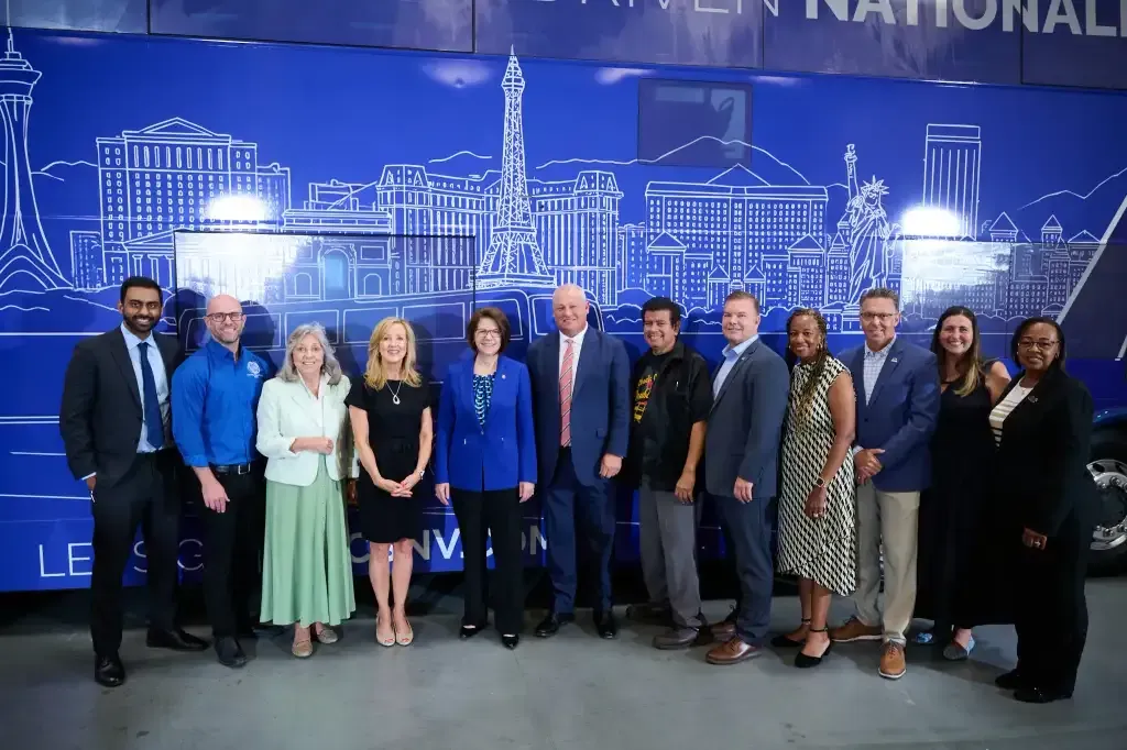 Alexander Dennis Opens US Double-Decker Bus Manufacturing Facility