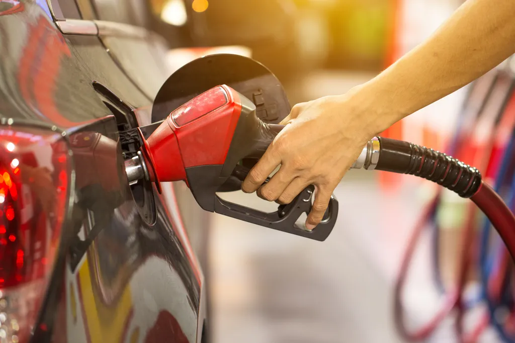 Geotab data highlights rising fuel costs and idling across European fleets